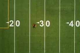 为什么我们常担心人生会“掉队”图片