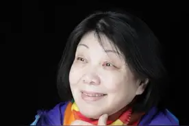 作家、心理咨询师、内科医生：毕淑敏的三重身份图片