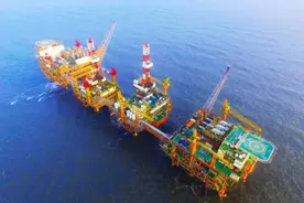 科学汇 | 到底啥是石油？中石油杭州地质研究院专家专门为同学们科普石油的前世今生图片