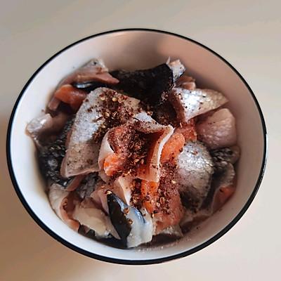 简单好上手的香酥三文鱼皮，解决你的没胃口
