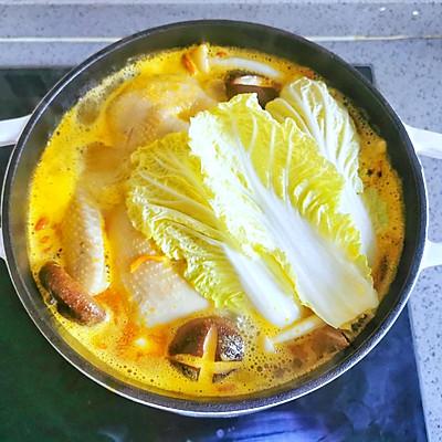 花胶海参煲鸡肉 花胶海参鸡肉炖汤