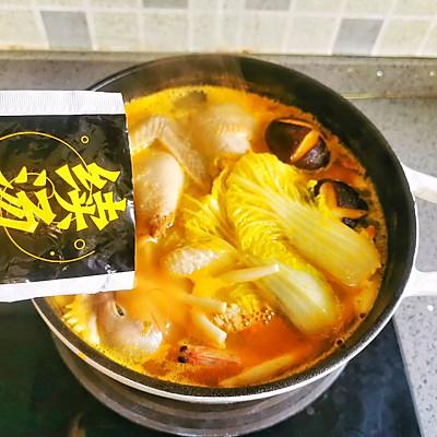 花胶焖鸡煲 花胶炆鸡煲