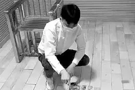 “自主研发”多款云控平台，进行线上销售，一年卖出账号50余万个，获利2600万元——这个为网络犯罪提供工具的团伙栽了图片