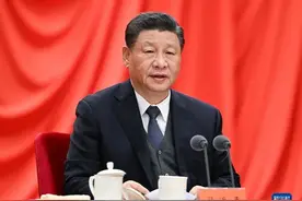 人民日报评论员：开辟了百年大党自我革命的新境界图片