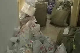 天津一高校成隔离点粗暴转运学生物品，网友喊话去“抄作业”图片