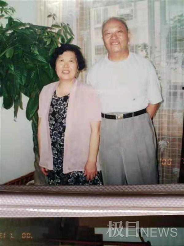 70年前的“姐弟恋”，这对老人的爱情故事打动了无数人
