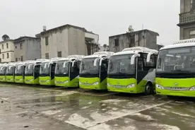 好消息！1月1日起，曲靖⇌罗平城际公交快线开通，票价30元/人图片