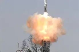 枢密院十号：印度新导弹能逼中国“两线作战”？图片