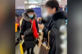 寻亲母亲李芳前往武汉与子张洋洋团聚：儿子愿意回到我身边视频封面
