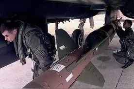 有人说威力堪比核弹 钻地弹威力究竟有多大？图片