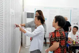 上海“网红纸片楼”旧改动迁，44户居民“抱团拒签”，风波如何平息？图片