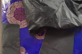 长沙一市民被寄寿衣冥币，疑因曾网购打差评，平台：补偿100京豆并核实图片