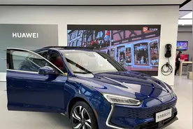 大将相继离职，华为选错了路？图片