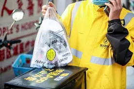 贴春联、送年货、帮老人连WiFi……美团跑腿异地订单同比增长7成图片