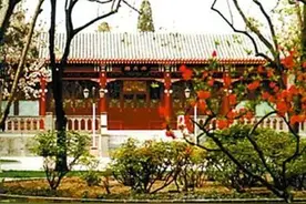 揭秘中南海年夜饭吃什么？毛主席吃剩菜，周总理吃窝窝头，邓小平亲自掌厨……图片