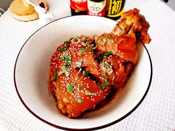 肘子需要煮多久（有了东北年夜饭必备烀肘子）