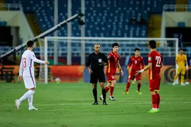 结束？国足对越南实时赔率：国足胜从赛前1赔1.72变为1赔19图片