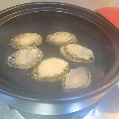 花胶鲍鱼煲猪骨 花胶鲍鱼猪骨汤