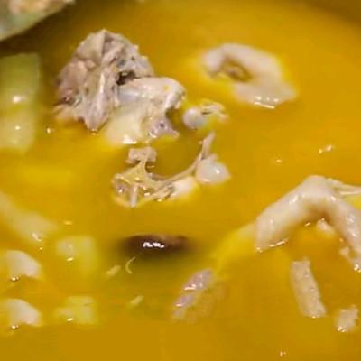 鲍鱼翅边花胶汤 2025年花胶鱼翅鲍鱼鸡汤的做法