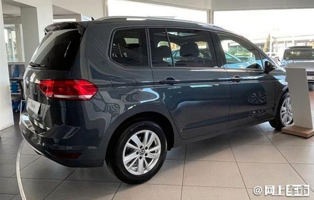 嫌GL8、奥德赛贵？大众新款途安到店实拍，换搭1.5T，配置更丰富