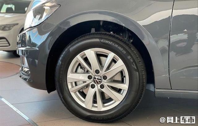 嫌GL8、奥德赛贵？大众新款途安到店实拍，换搭1.5T，配置更丰富