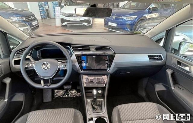 嫌GL8、奥德赛贵？大众新款途安到店实拍，换搭1.5T，配置更丰富