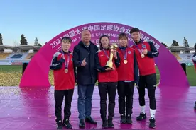 朱钰最冷静、姚伟是多面手、刘艳秋最能拼，老师眼中的江大女国足图片