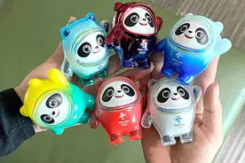 “冰墩墩”凭啥圈粉？设计师揭晓背后趣味彩蛋图片