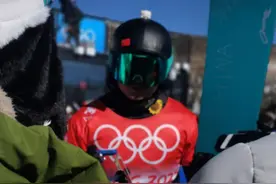 宫乃莹—因为热爱所以执着图片