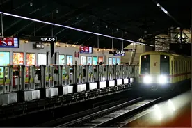 地铁运营时间延长、夜班公交通宵服务…深夜抵达广州南站不用愁图片