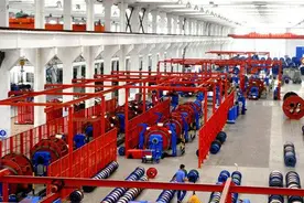 江苏常州：坚守岗位的平凡人，温暖赛场内外的力量图片