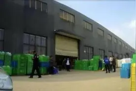 直播间低于市场价30%的“宜家”家居用品有可能是假冒的图片
