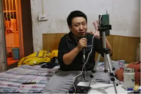 深圳85后“斜杠工人”自述刷屏：兼职博主、骑手等挣更多收入图片