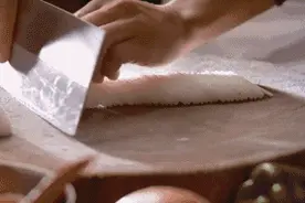 用30年树龄的乌檀木做菜板，这得是什么样的家庭才用得起？图片