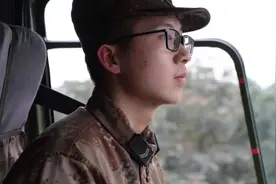 两次报名应征只为当一名汽车兵？背后故事泪目了……图片