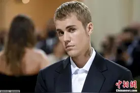 贾斯汀比伯派对餐厅外发生枪击，4人受伤，包括一名歌手图片