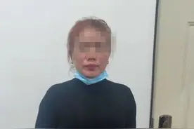 曲靖一女子科目三考试作弊看见蜀黍心虚想开溜 没门图片