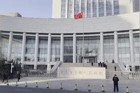 “江歌案”二审开庭，江秋莲因身体原因不参加庭审图片