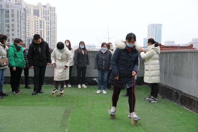 �������꣬ϲ��Ԫ����������������ׯ������ί��չ�����ǵĽ��ա�Ԫ���ڡ�����