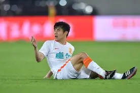 媒体人热议蒿俊闵讨薪：我本将心向明月，奈何明月照沟渠图片