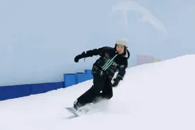 浅学pose「滑雪不拍照，乐趣少一半」图片
