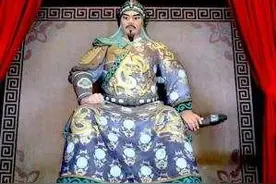 老傅谈宋韵｜岳飞彩塑的“衣服”穿错了图片