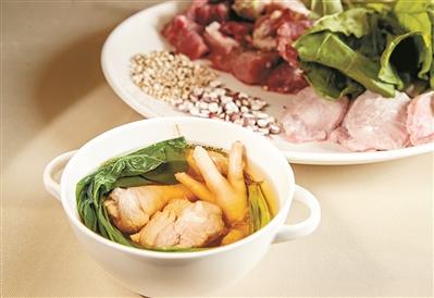 花胶鲫鱼赤小豆 花胶赤小豆薏米汤功效