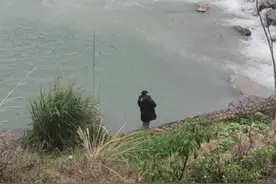 考研失利，大雪天她跳进冰河！救援民警：考研不是唯一出路，人生还很长图片