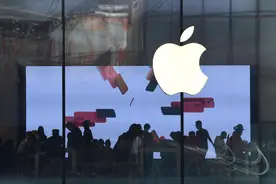 要数据还是要质保？苹果电脑无故损坏，维修却陷“死循环”图片