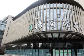 杨国福冲刺“麻辣烫第一股”，首要感谢99%加盟商？图片