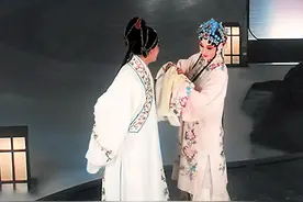 元宵晚会演绎戏曲之美图片