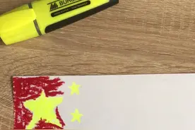 在乌华人决定画面国旗，即使用血也要画完，目前在地下室一夜难眠图片