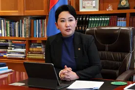 专访：“蒙古国始终为中国人民取得的成就喝彩”——访蒙古国外长巴特策策格图片