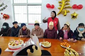 情暖老人心！20多位孤寡、独居老人集体过生日图片